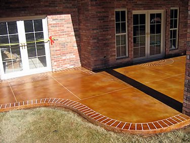 Clay, Brick Border
Concrete Patios
Red River Concrete Designs
Ardmore, OK