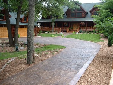 Random Stone
Concrete Driveways
Verlennich Masonry and Concrete
Staples, MN